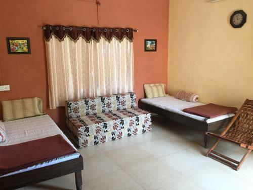 Mtdc Approved Mohiniraj Guest House Nashik Exteriör bild